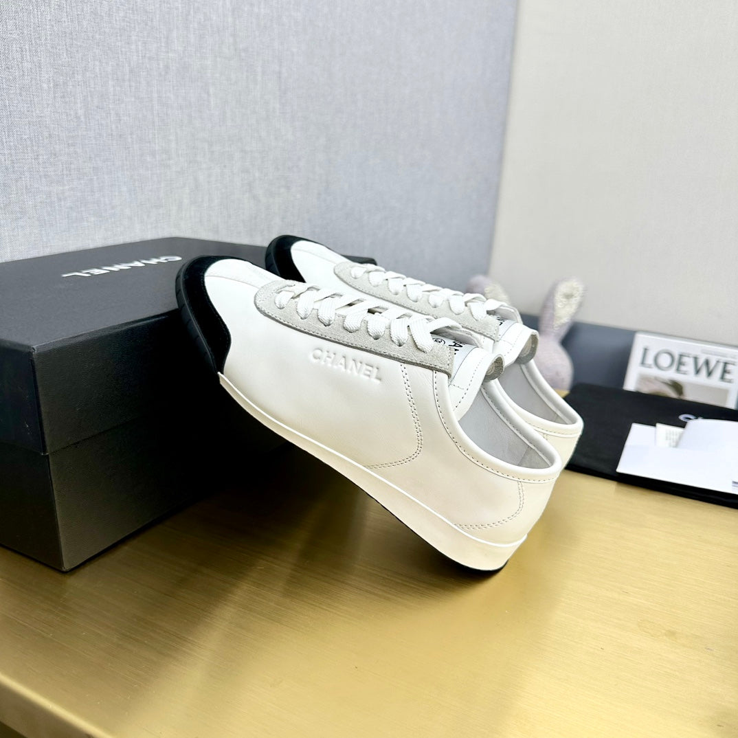 CC 26s Sneakers White Black Calfskin 140271
