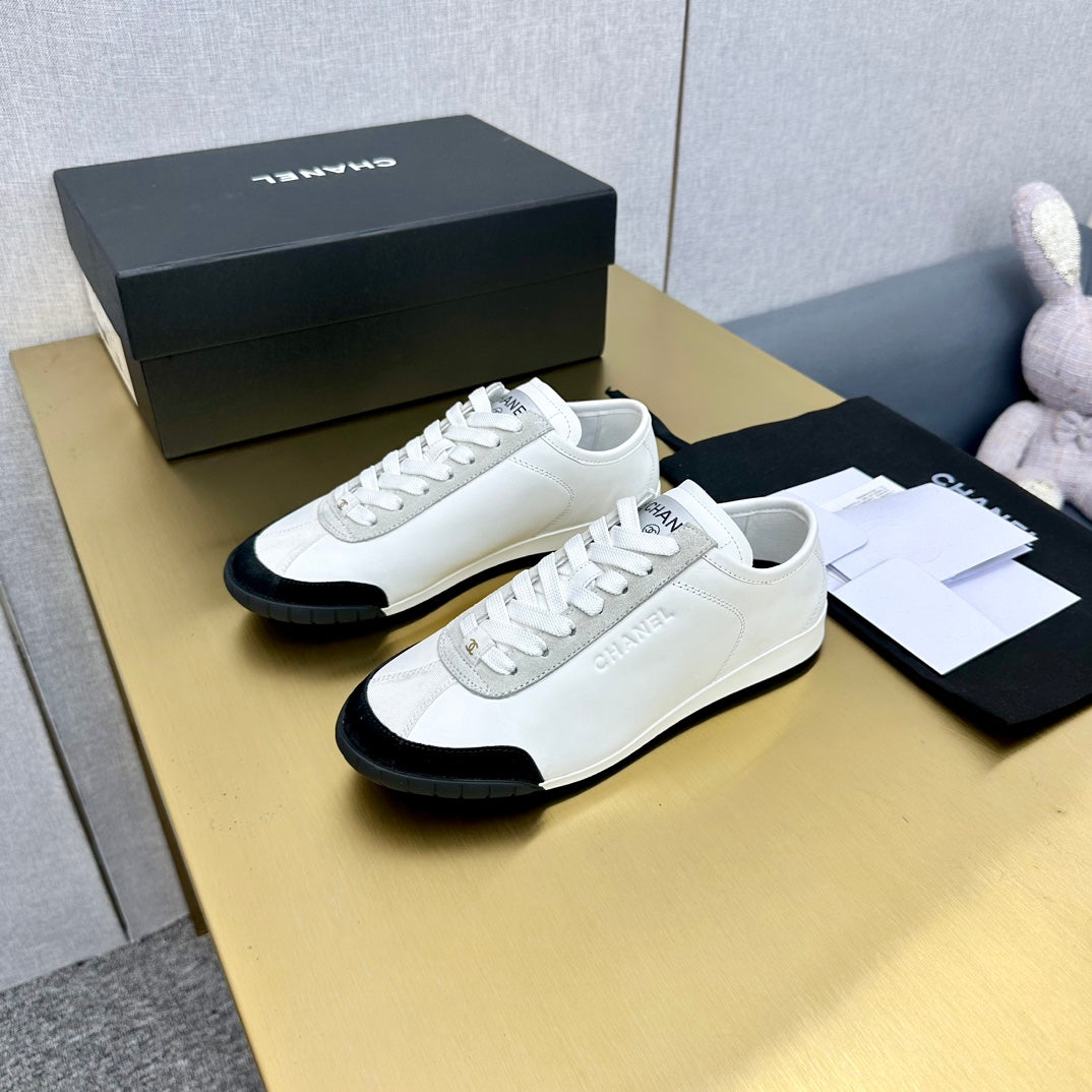 CC 26s Sneakers White Black Calfskin 140271