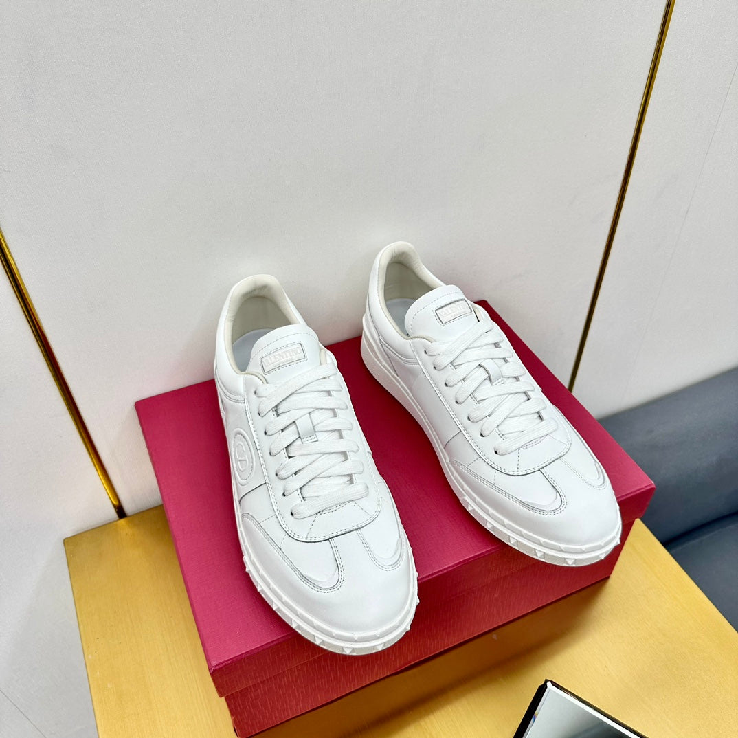 VT 26s Upvillage Sneakers White Leather 927019