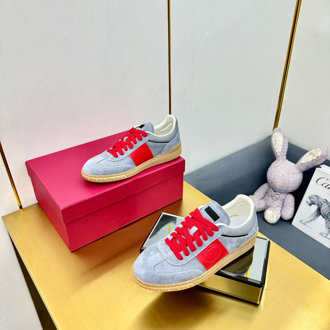 VT 26s Upvillage Sneakers Red Grey Suede Leather 927020