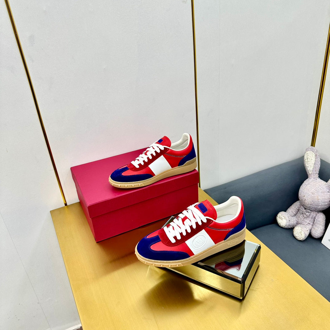 VT 26s Upvillage Sneakers Blue Red White Suede Leather 927022