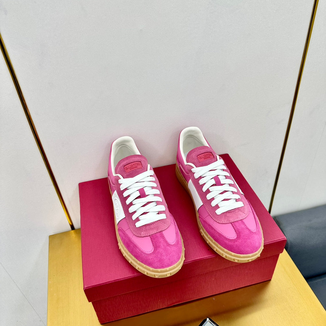 VT 26s Upvillage Sneakers Hot Pink White Suede Leather 927024