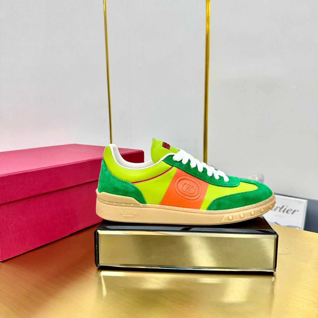 VT 26s Upvillage Sneakers Green Orange Suede Leather 927025