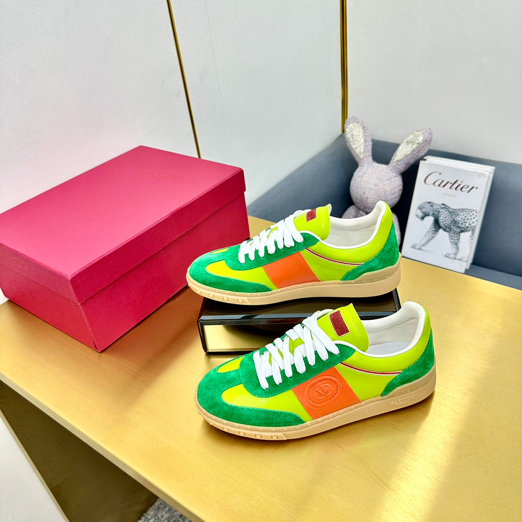VT 26s Upvillage Sneakers Green Orange Suede Leather 927025