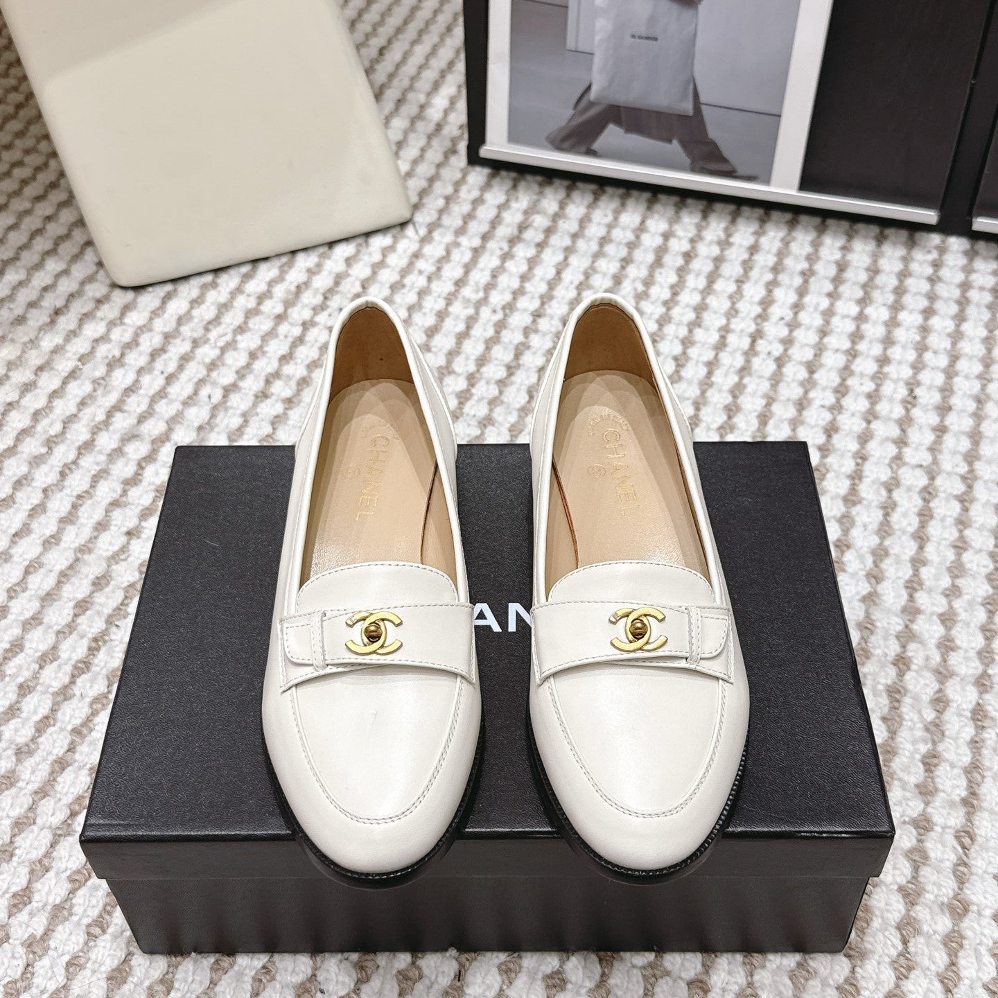 CC Double C Loafers White Leather 721521