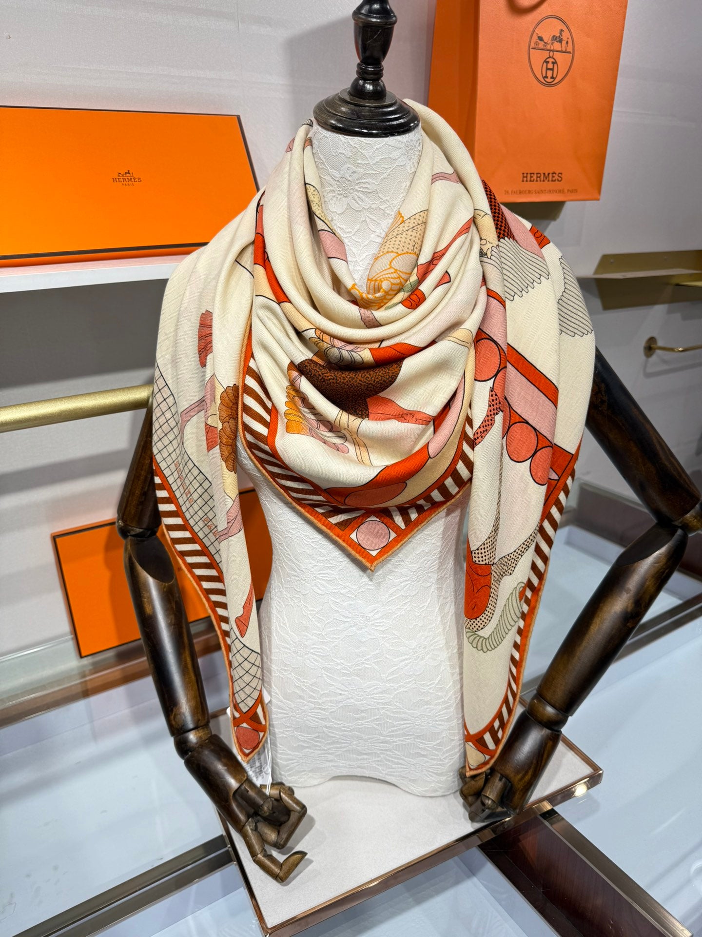 HM A Toute Allure Scarf 140 Ivory Orange Cashmere Silk 200680