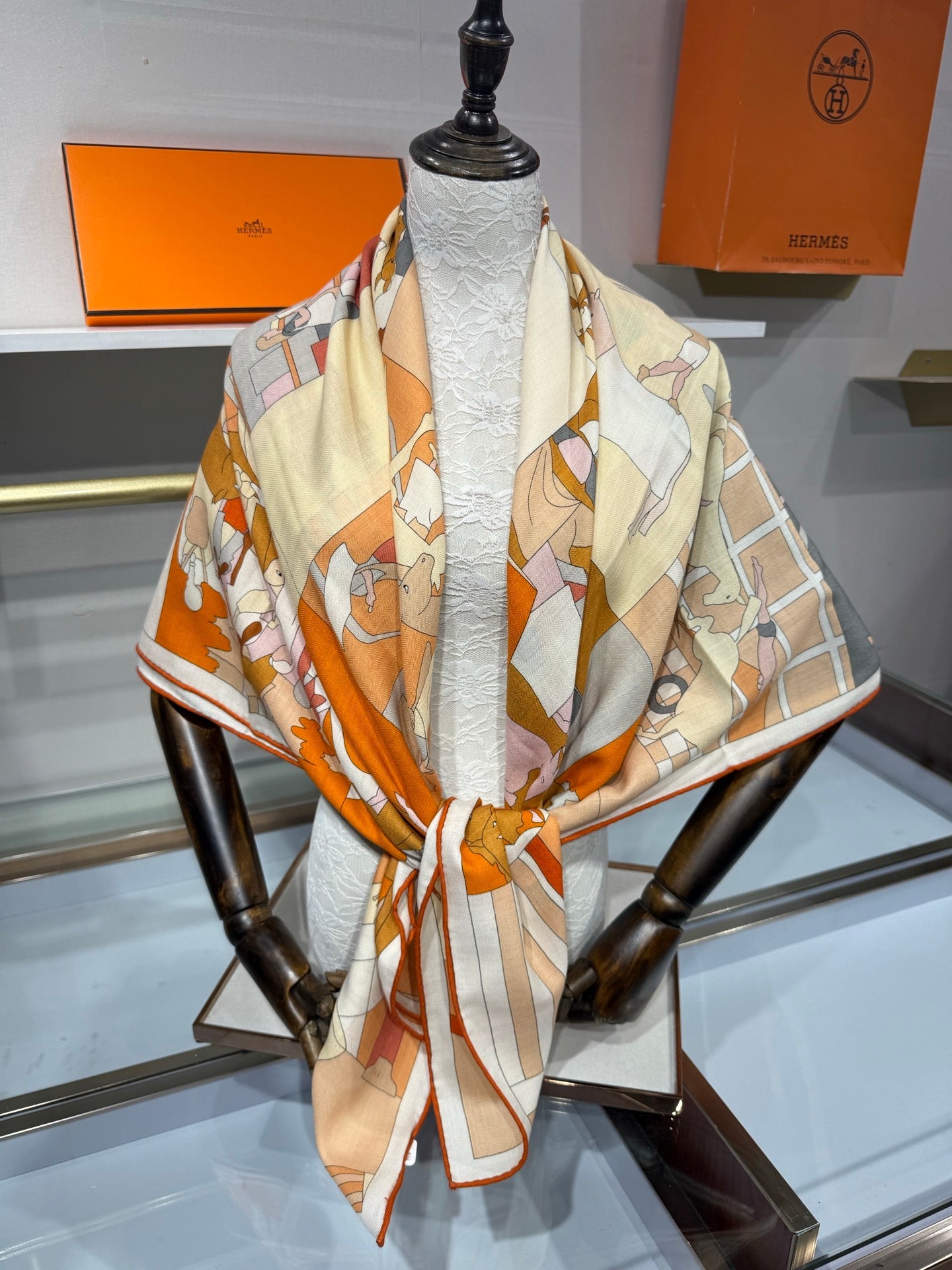 HM 26s 140x140cm Mon Cheval et Moi Scarf Cashmere Silk 214214
