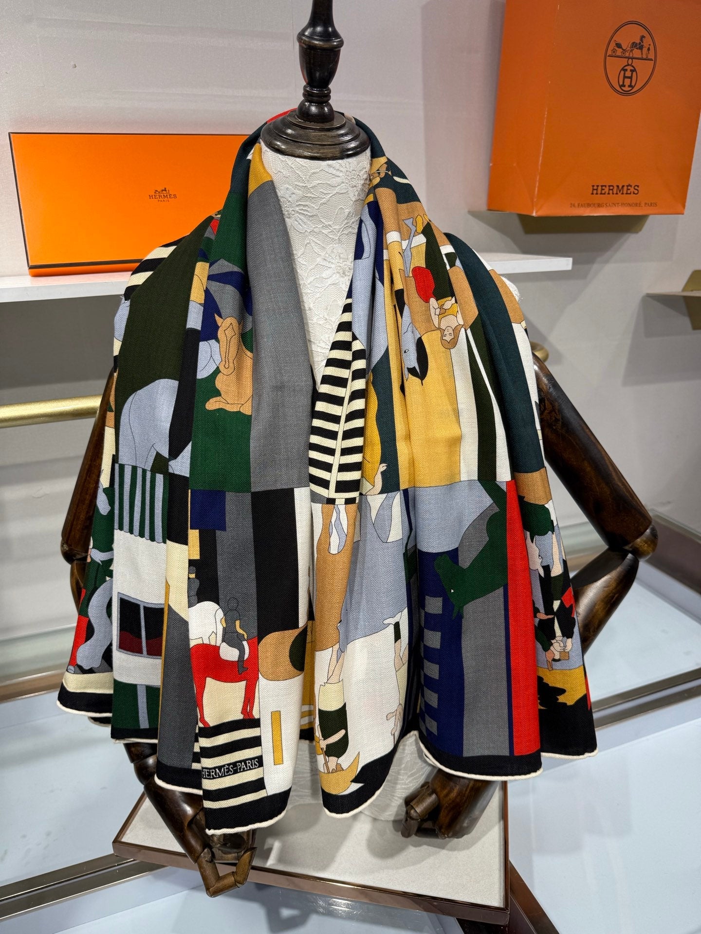 HM 26s 140x140cm Mon Cheval et Moi Scarf Cashmere Silk 214219