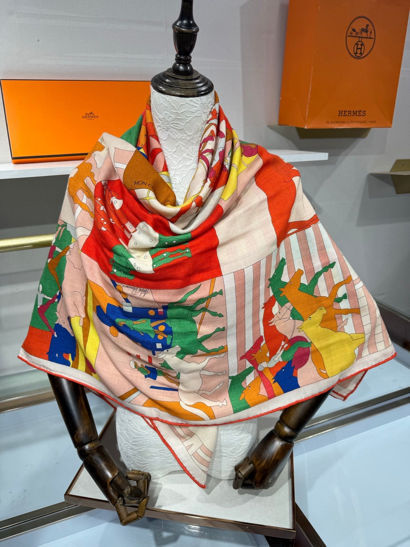 HM 26s 140x140cm Mon Cheval et Moi Scarf Cashmere Silk 214217