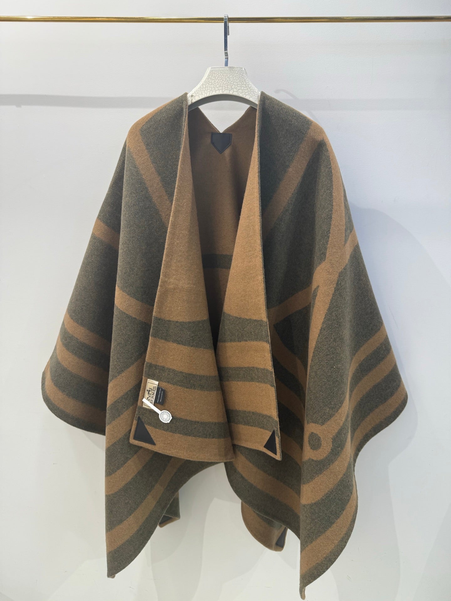 HM 26s Striped Reversible Cape/Shawl 216453