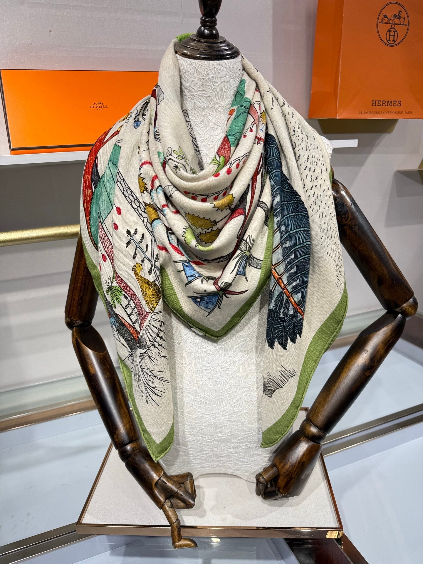 HM 26s Scarf 140 In Cashmere And Silk 216599