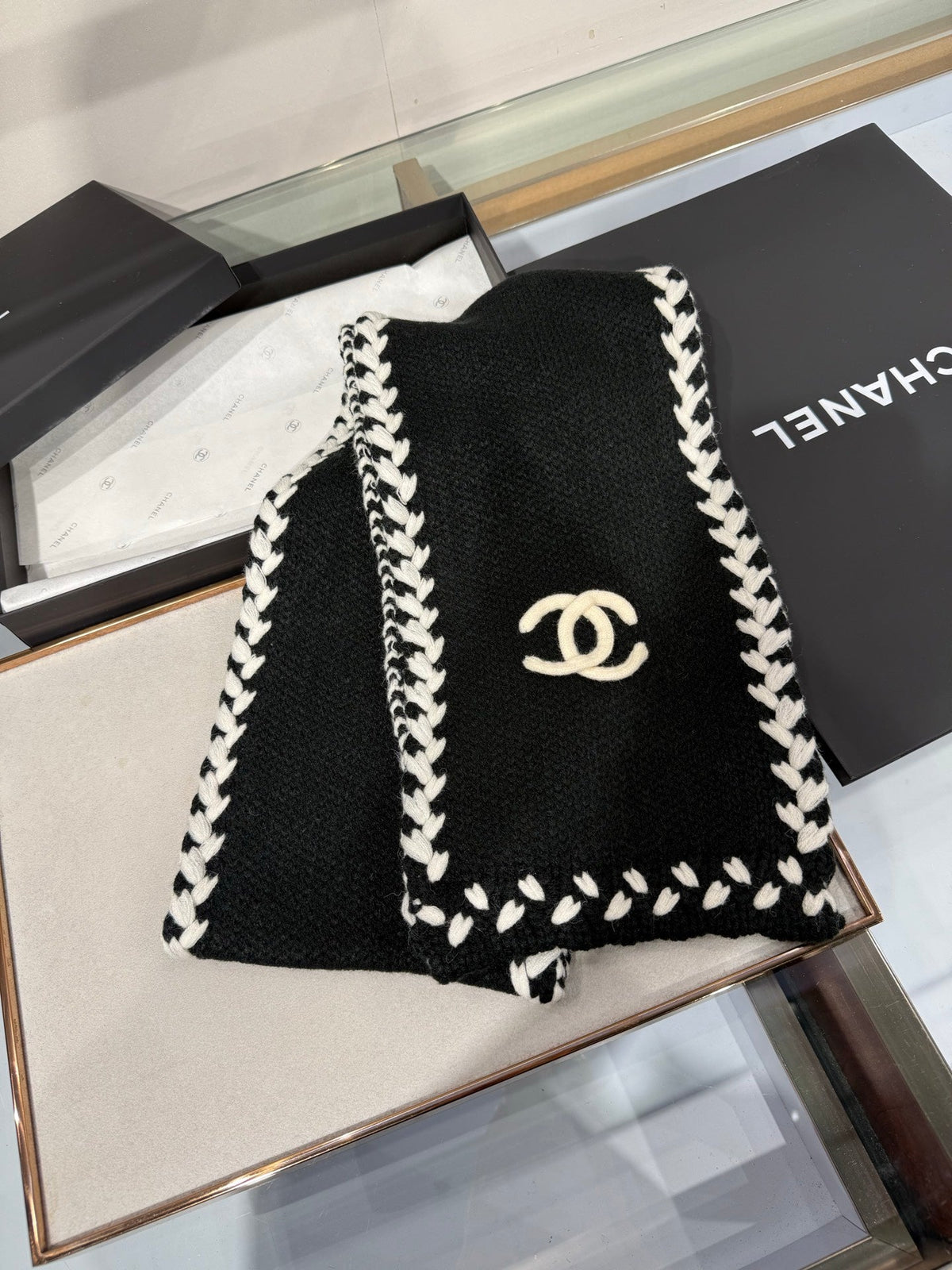 CC 26s Braided Border CC Logo Scarf 165x20cm Black Ivory Wool 218728