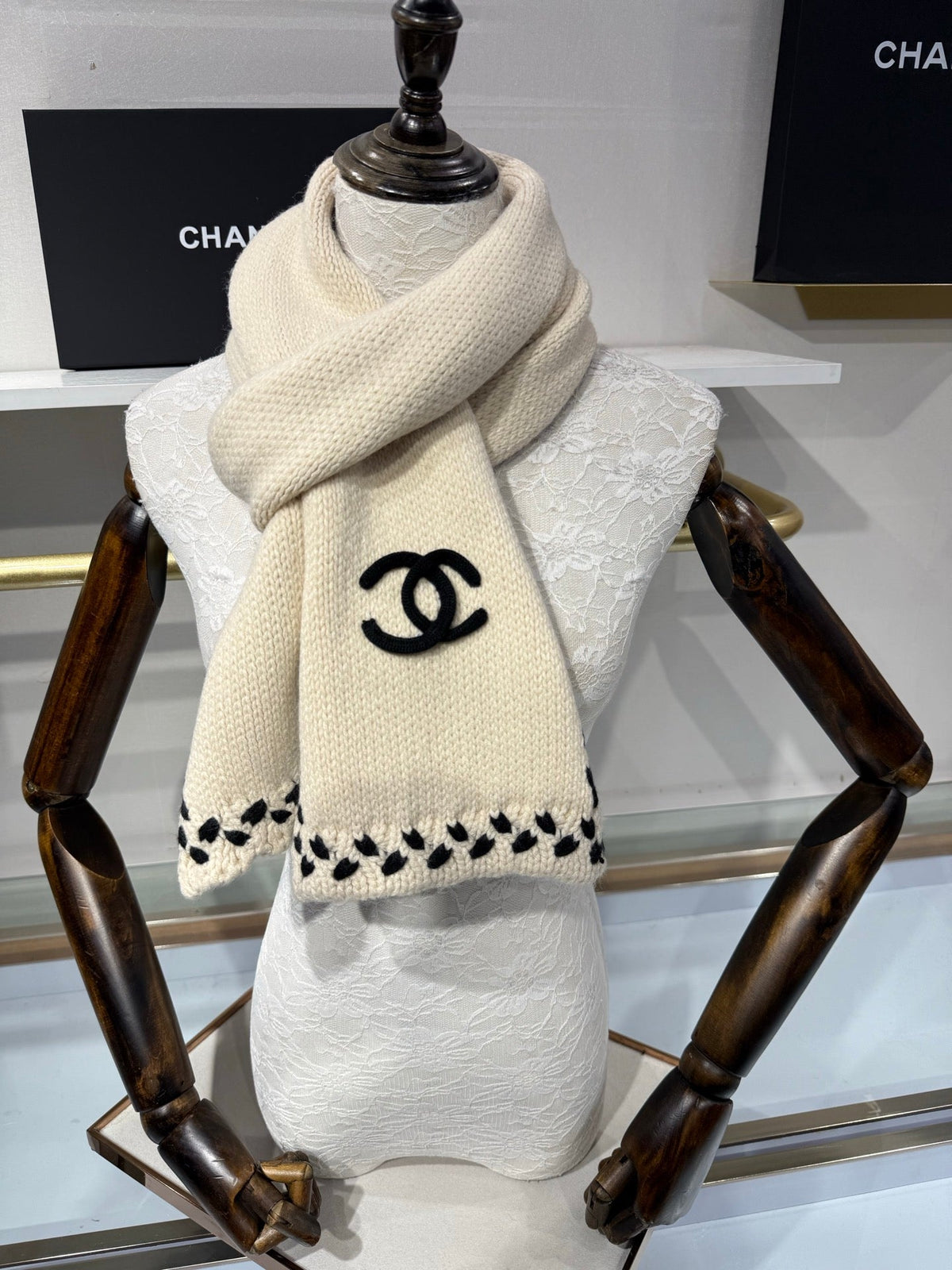 CC 26s Braided Border CC Logo Scarf 165x20cm Ivory Black Wool 218731
