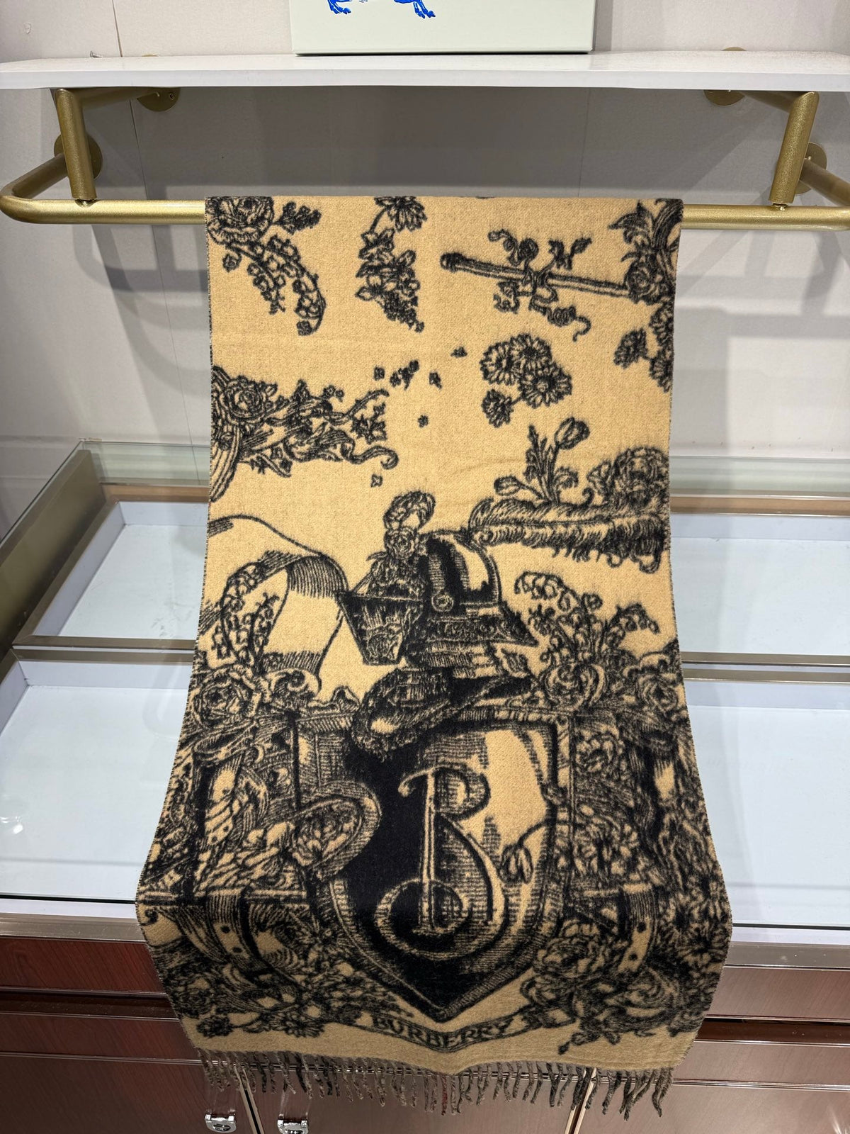 Burberry 26s Knight B Shield Jacquard Scarf 210cm Beige Black Cashmere 219691