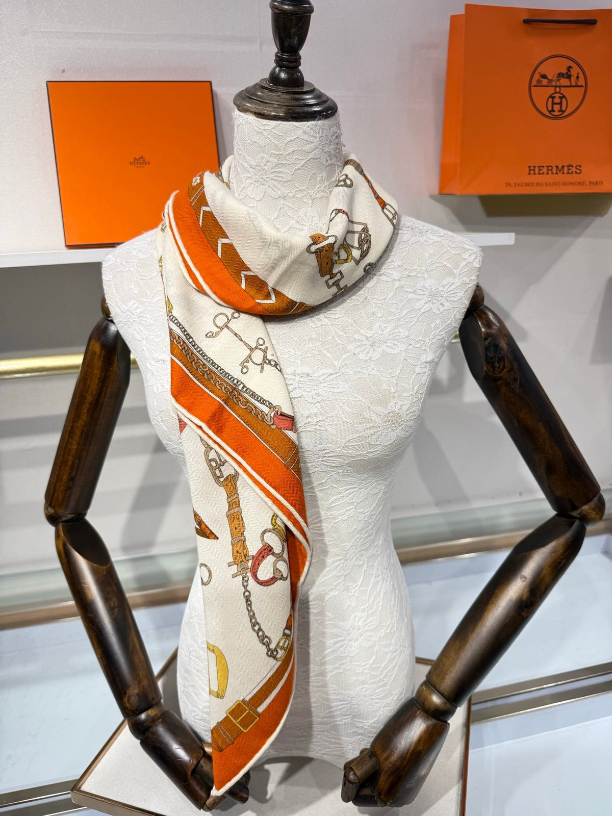 HM Scarf 90x90 Colorful Twill Silk 220042