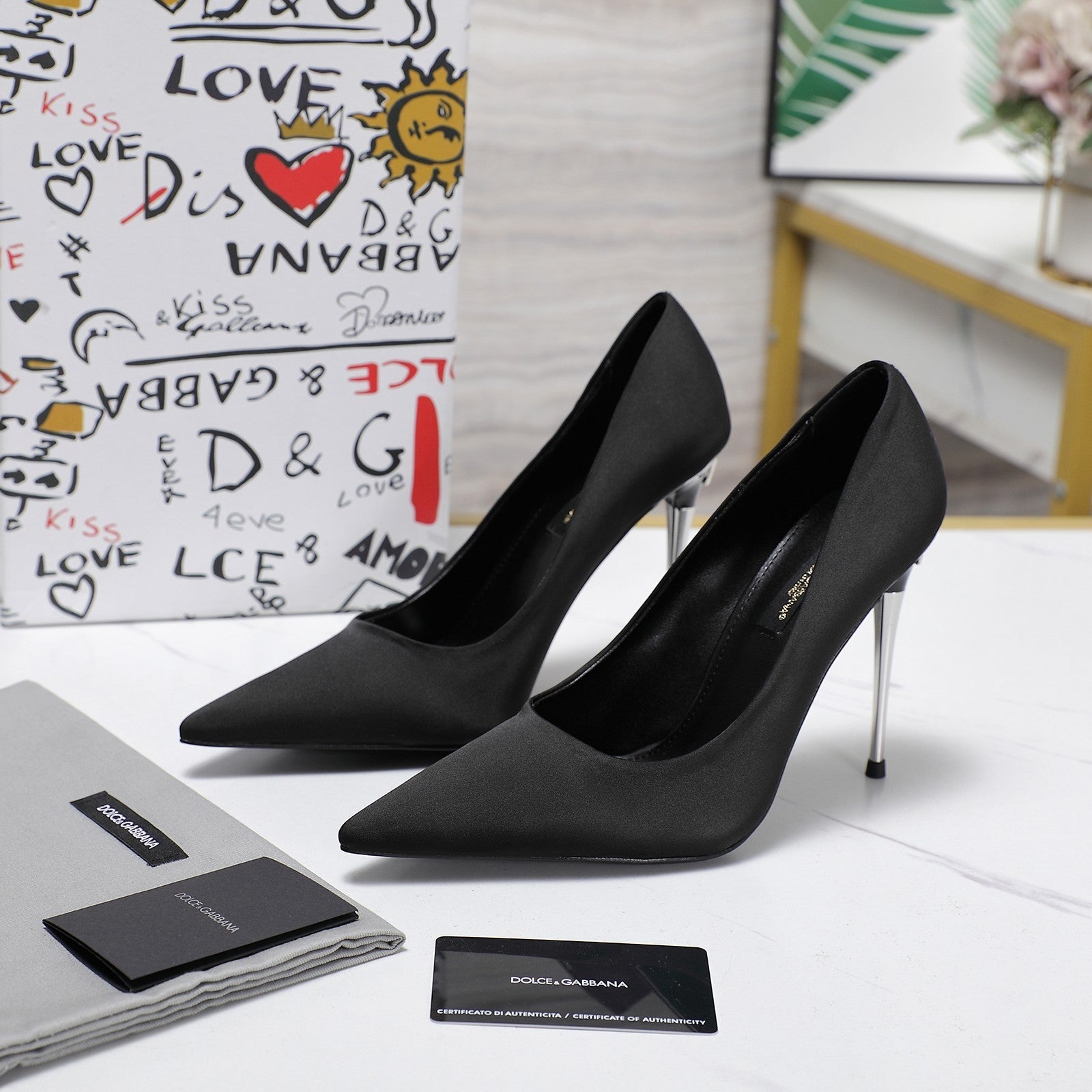 DC Pointed Pumps Black Sheepskin 289694