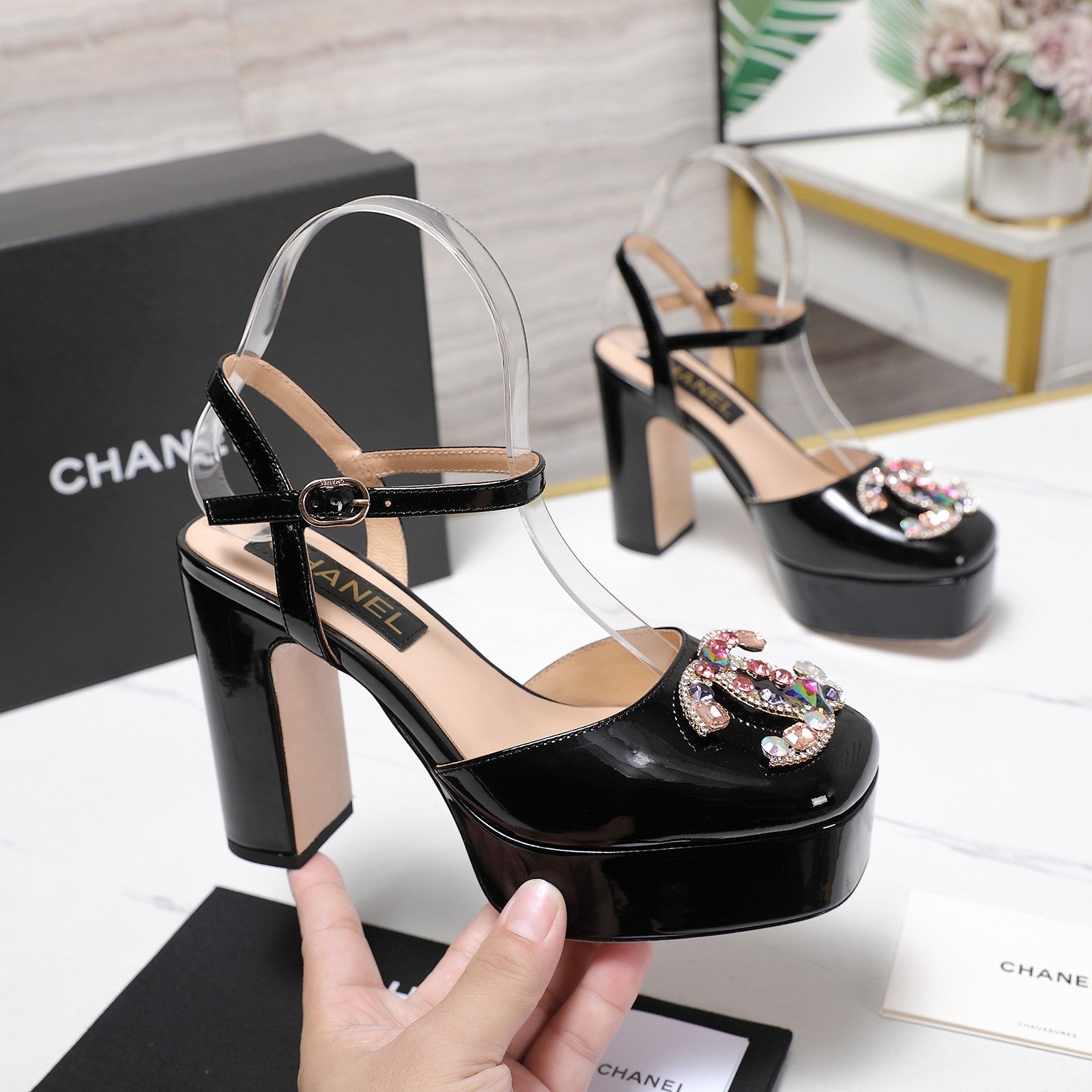 CC 25s Multicolor Stones Buckle Sandals 110mm Black Patent Leather & Sheepskin 425827