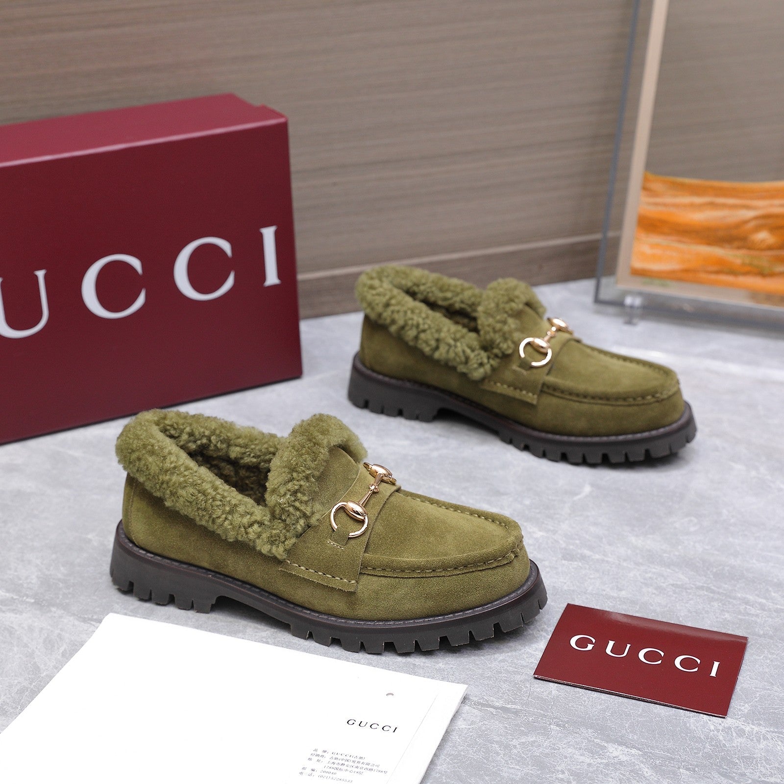 GG Women's Loafer Horsebit Olive Green Suede Shearing 547323
