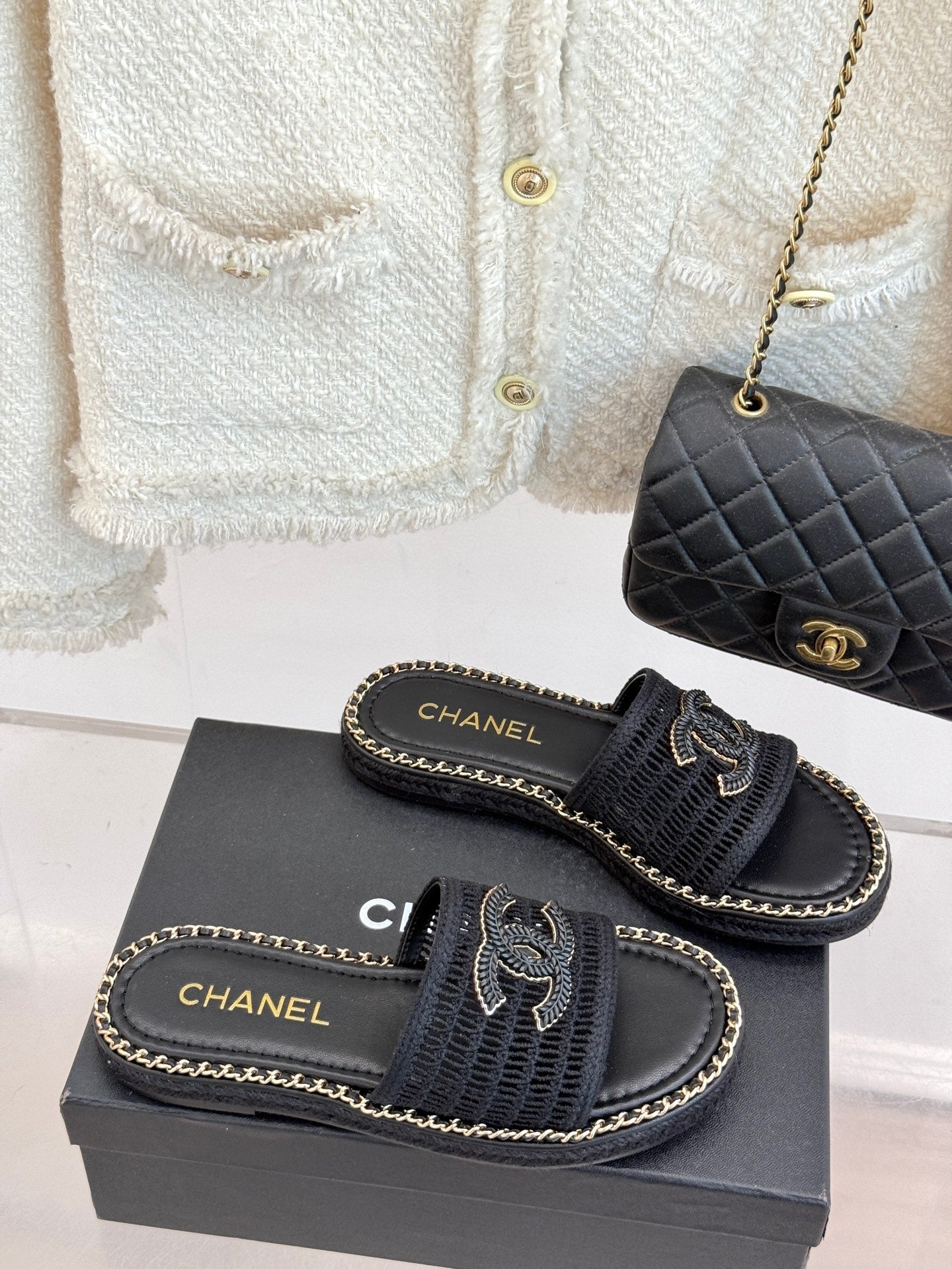 CC Mesh Hollow Chain Double C Thick-Soled Slippers 20mm Black 265647