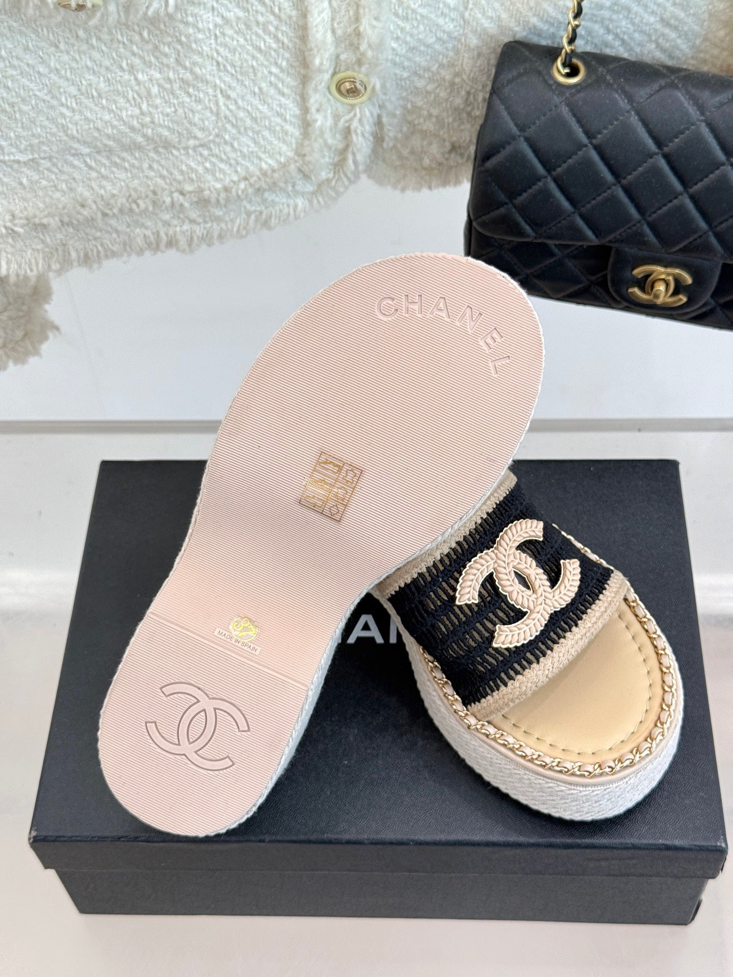 CC Mesh Hollow Chain Double C Thick-Soled Slippers 70mm Beige Black 265650
