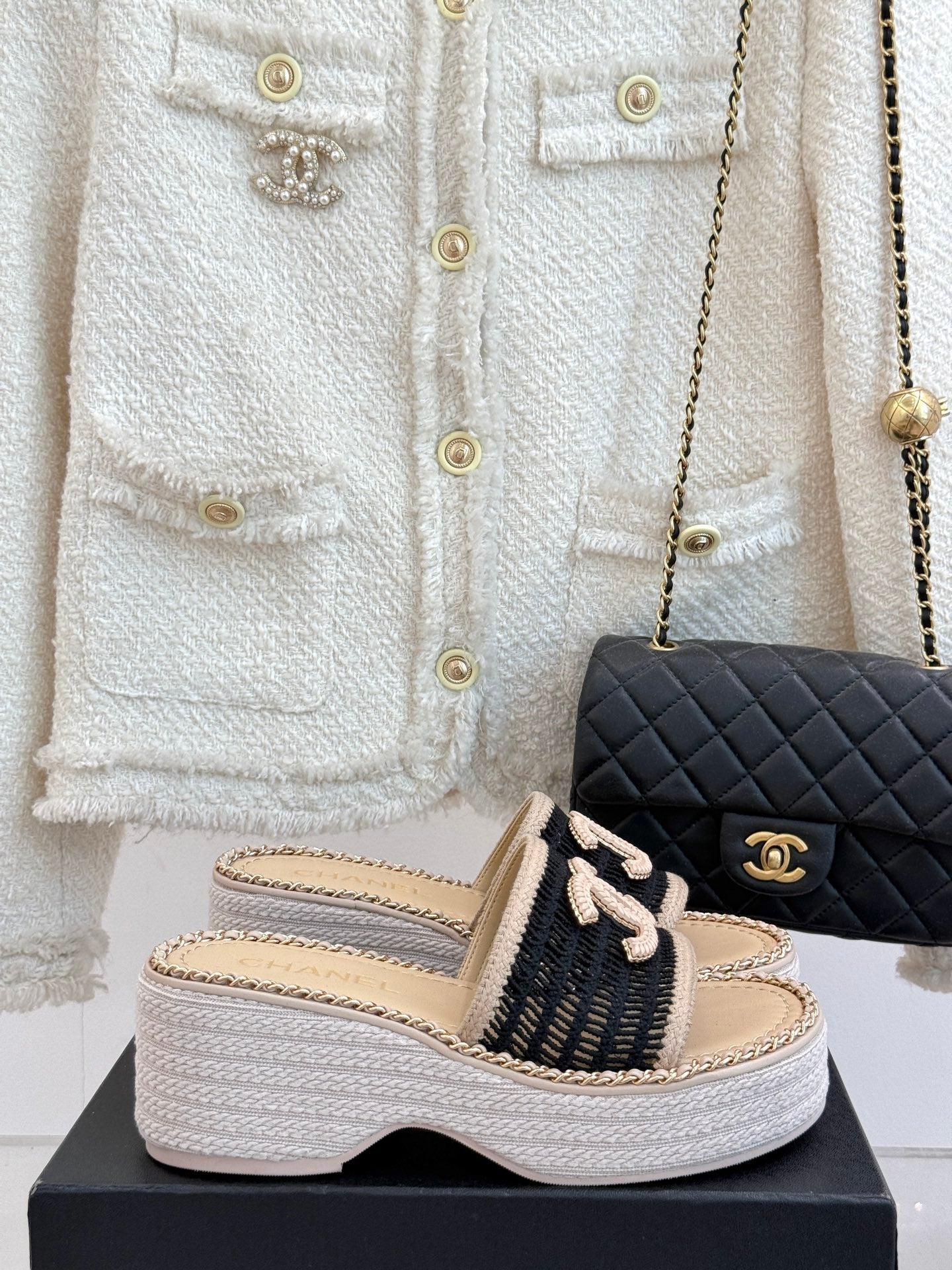 CC Mesh Hollow Chain Double C Thick-Soled Slippers 70mm Beige Black 265650