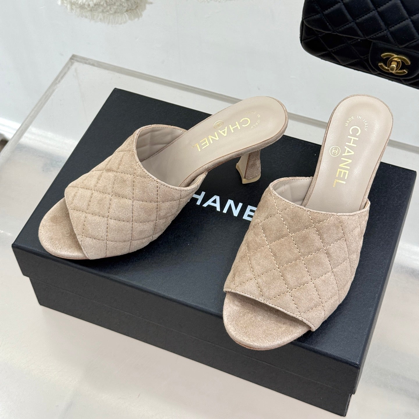 CC 26s High-Heeled Sandals Light Taupe Diamond-Patterned Suede 920299