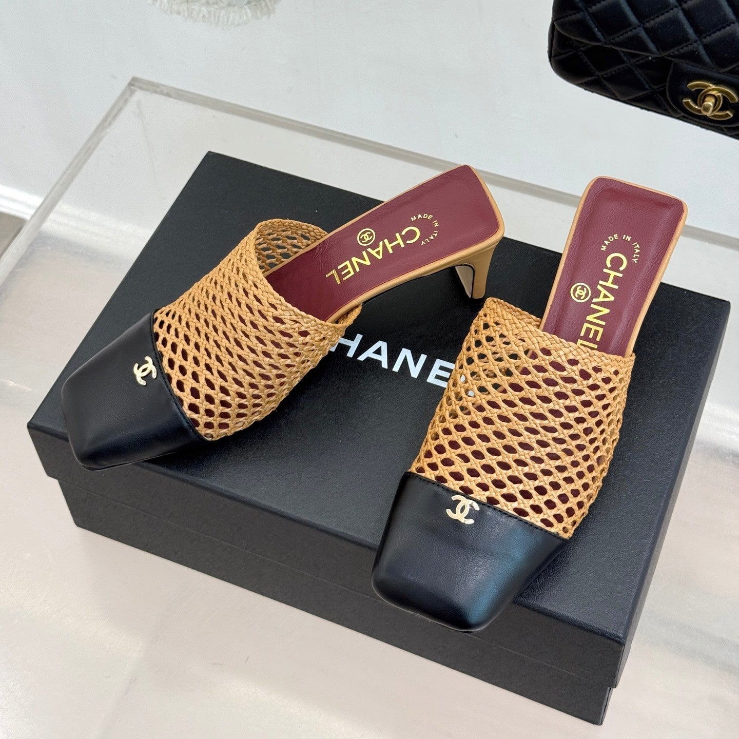 CC 26s Square-Toe Sandals Black Beige Distinct Woven 887979