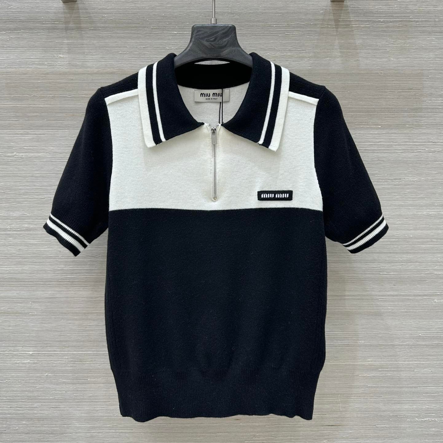 Miu Miu 25 Polo Collar Short-sleeved Top Black White Tencel