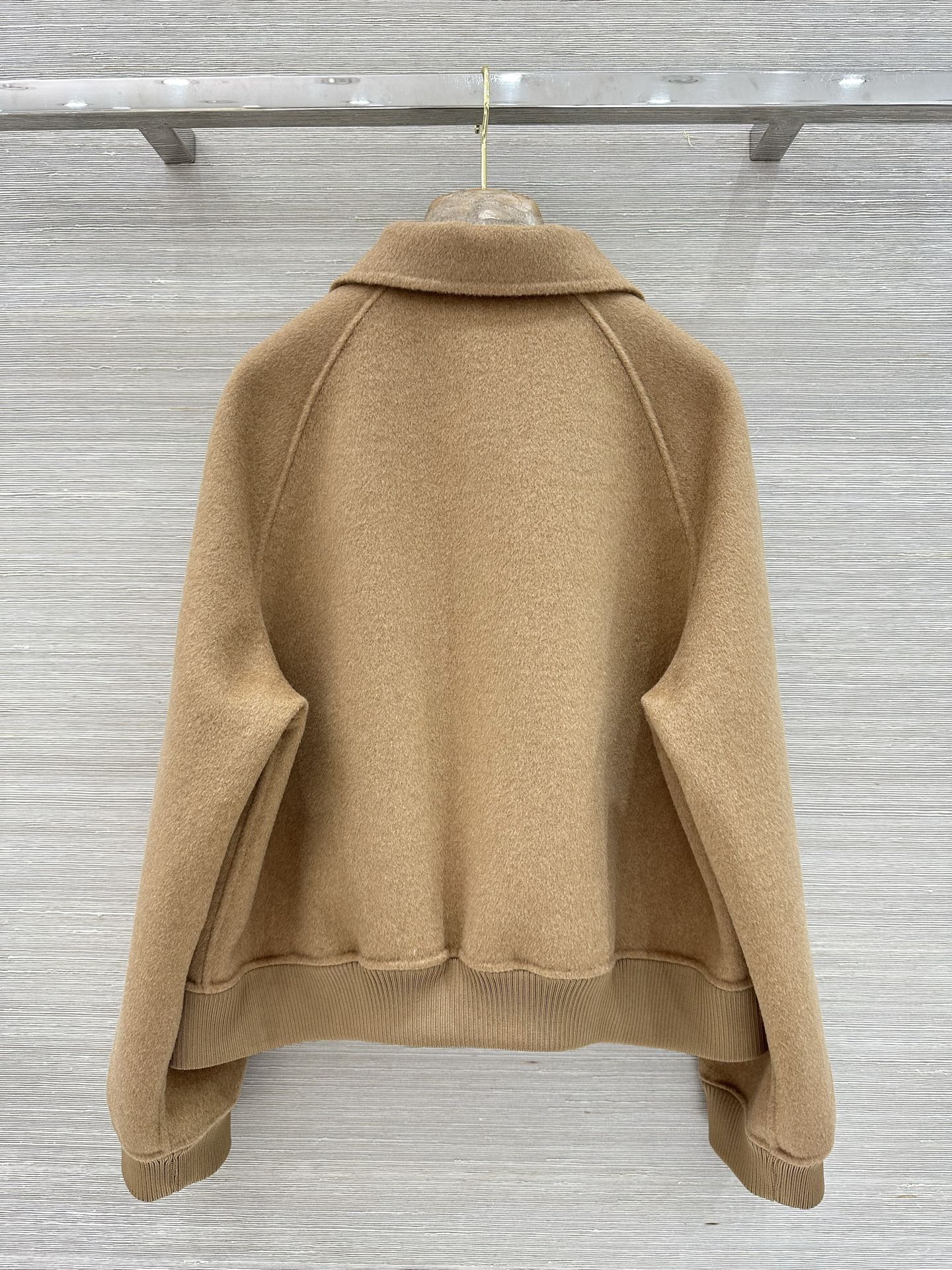 HM 26s Cashmere Bomber Jacket Camel 427322