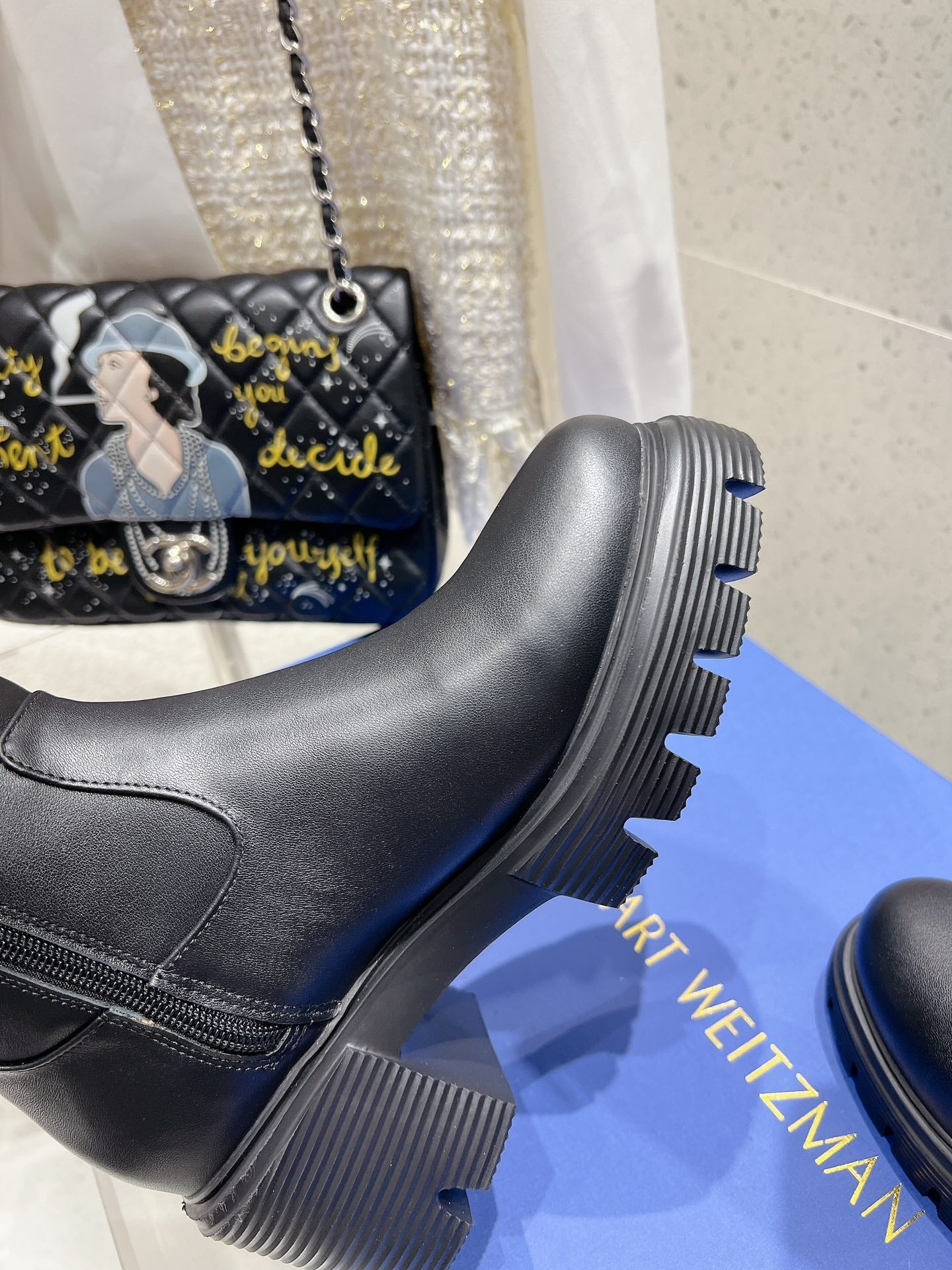 SW  5050 Ultralift Boot Black Lambskin 554351