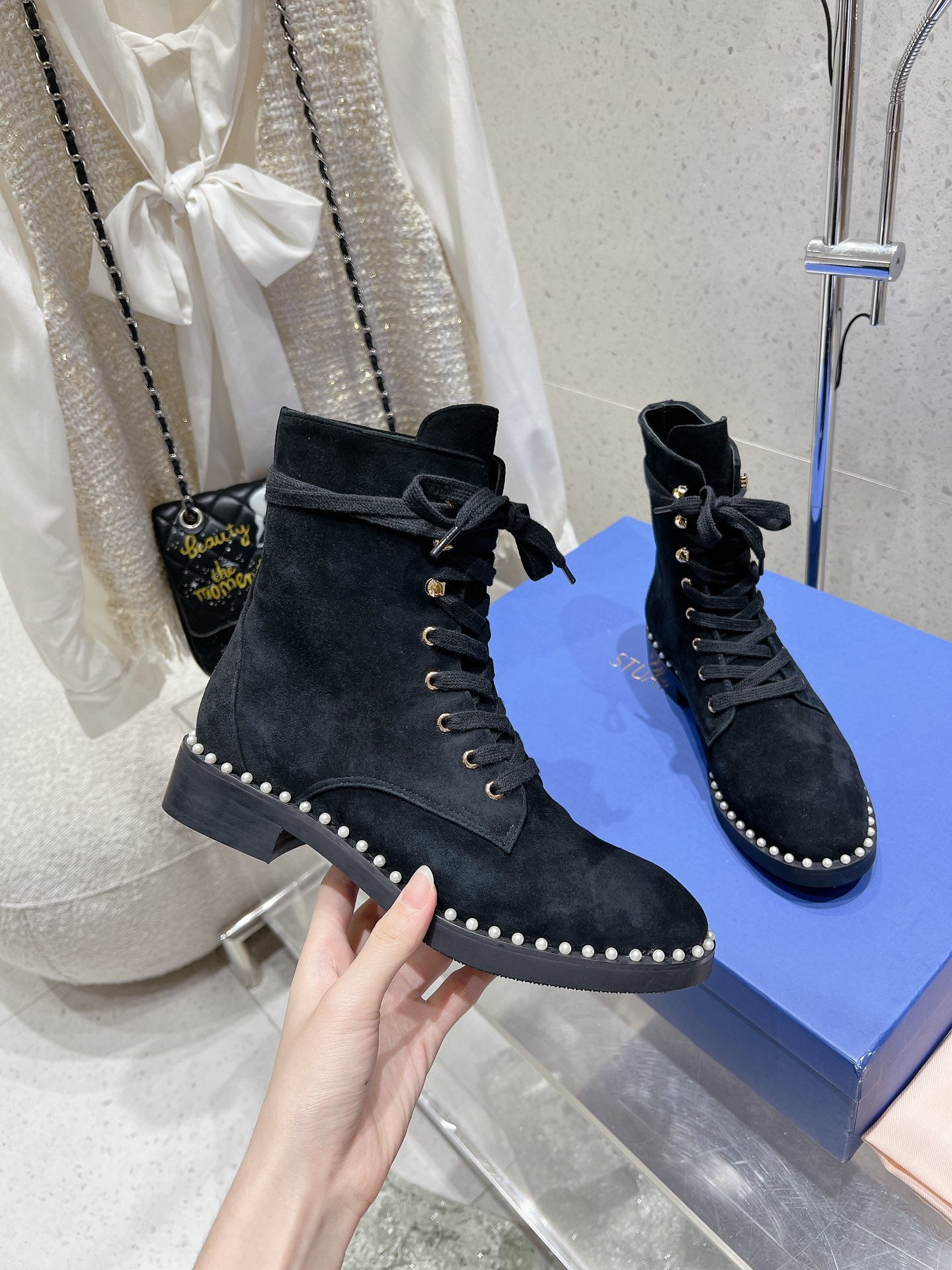 SW  Mckenzee Boot with Pearl Chain Black Suede 554360