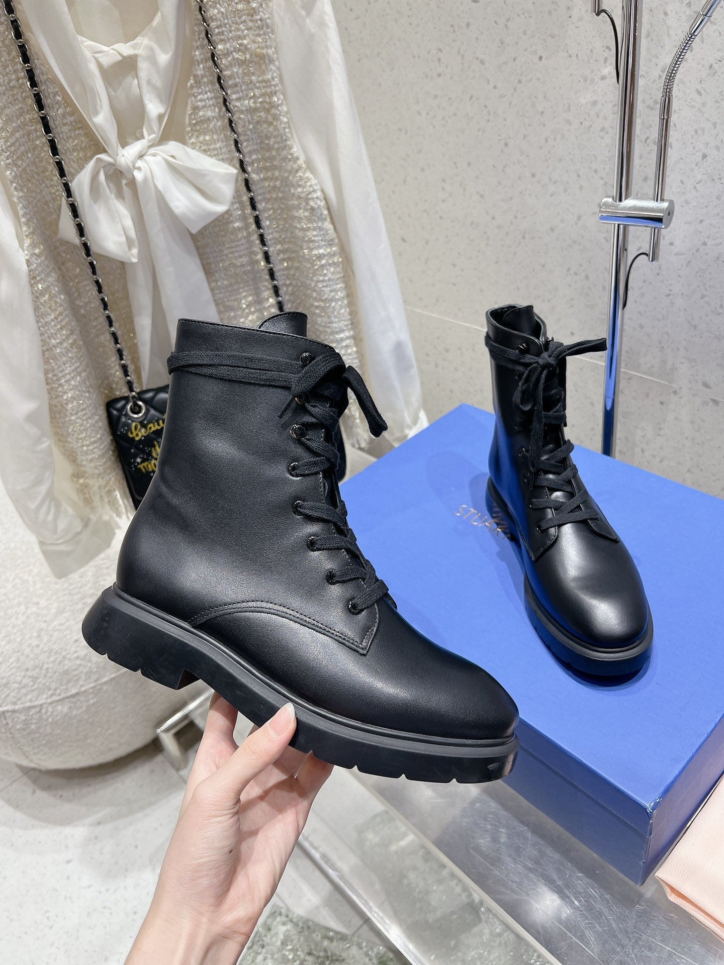 SW  Mckenzee Boot Black Leather 554363