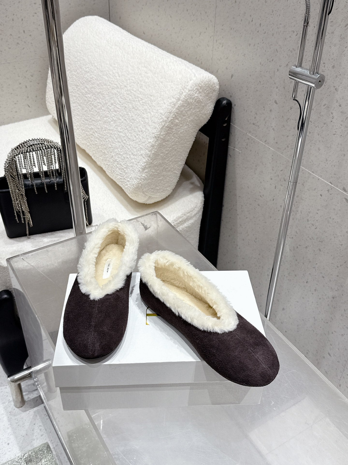 The Row 25ss Ballet Flat Dark Brown Nubuck Leather Fur 554386