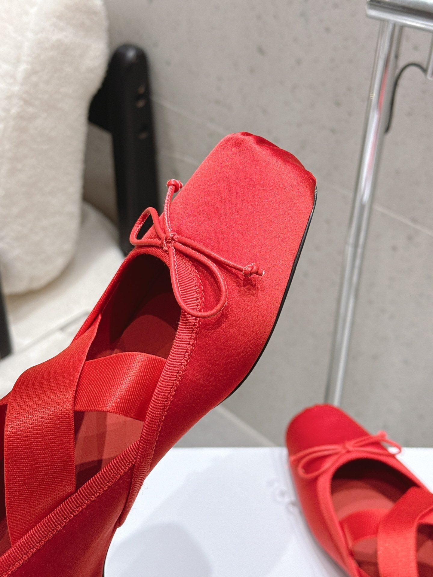 CL Ballet Butterfly Ballet Flats Red Satin610808