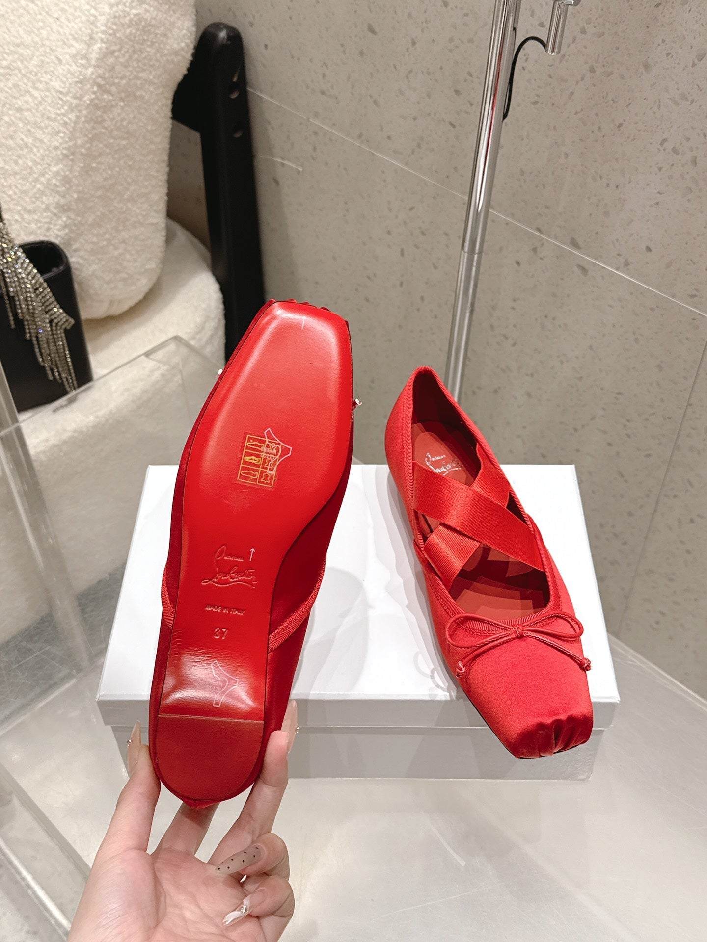 CL Ballet Butterfly Ballet Flats Red Satin610808