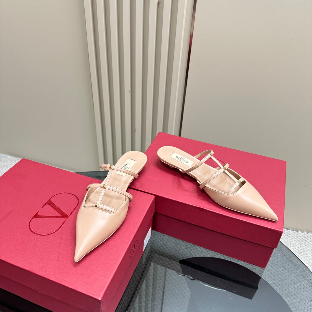 Valentino Rockstud Wispy Nude Tan Calfskin Mule 20mm