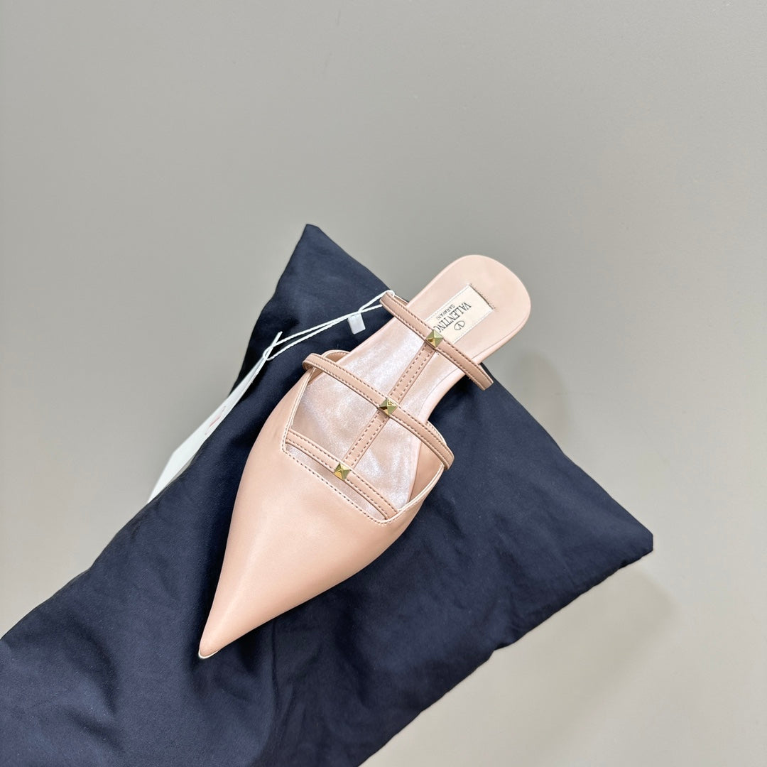 Valentino Rockstud Wispy Nude Tan Calfskin Mule 20mm