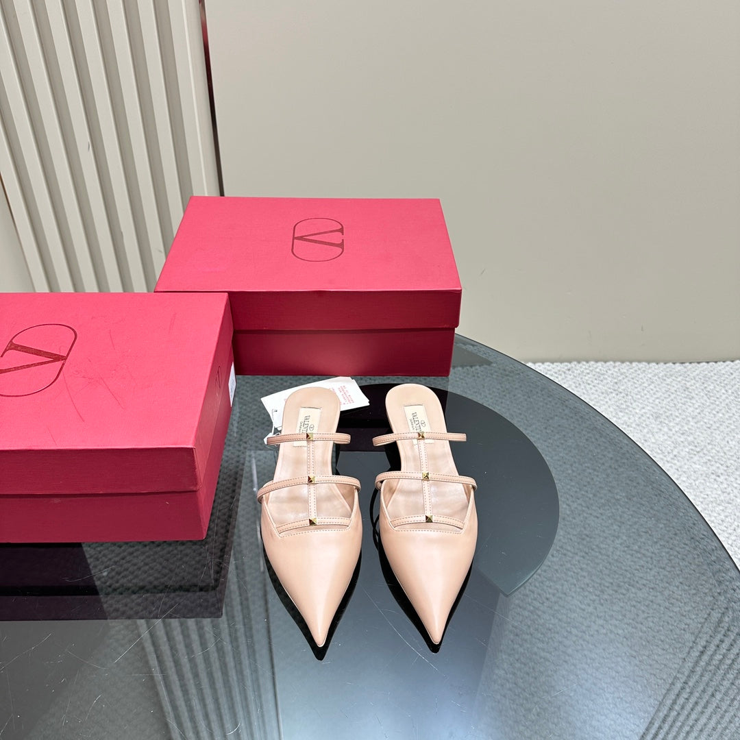 Valentino Rockstud Wispy Nude Tan Calfskin Mule 20mm