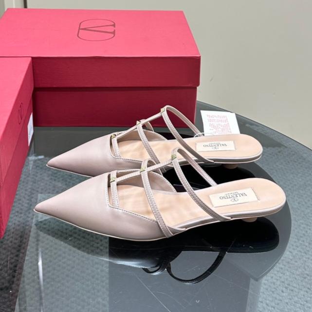 Valentino Rockstud Soft Pink Calfskin Mule 20mm