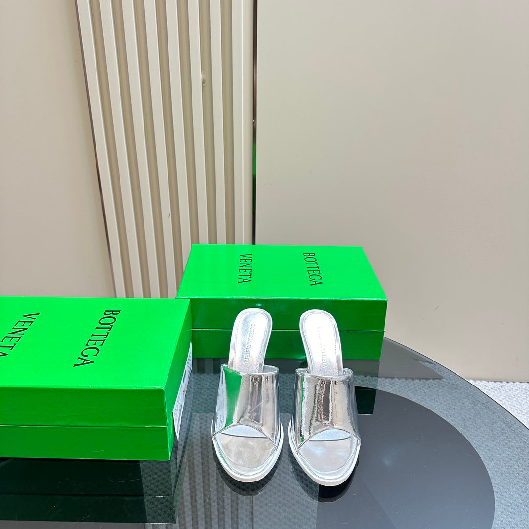 BV High Mule 95 Mm In Silver Calfskin