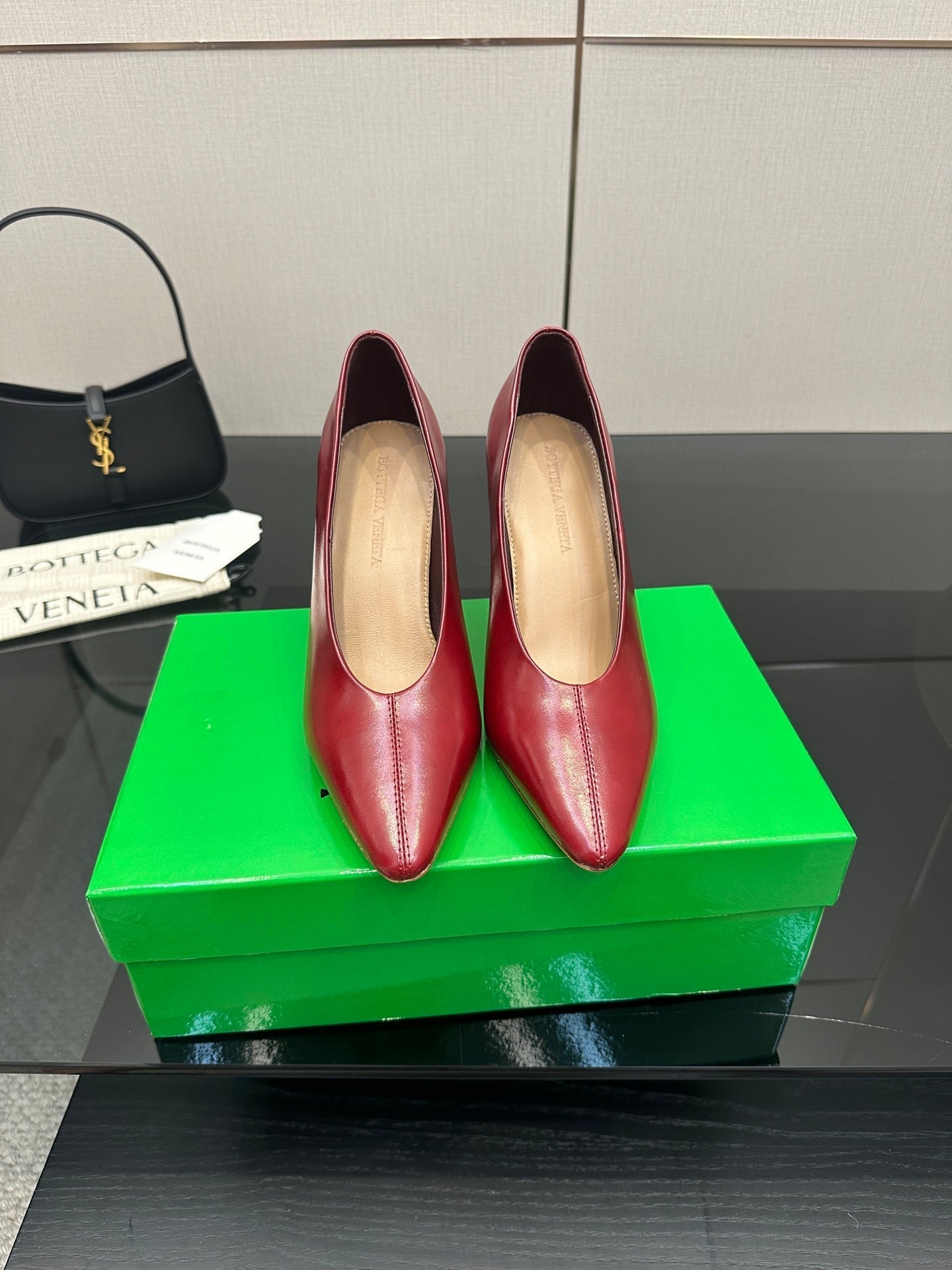 BV Pump 90mm Red Calfskin 427645