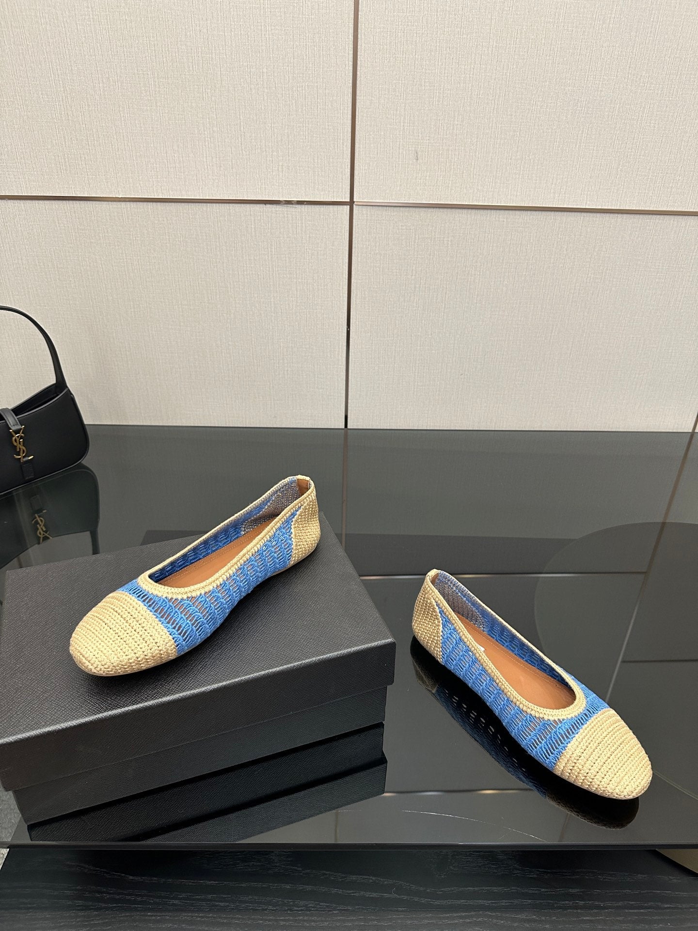 Alaia 2025 Ballet Flat Beige Blue Raffia 433752
