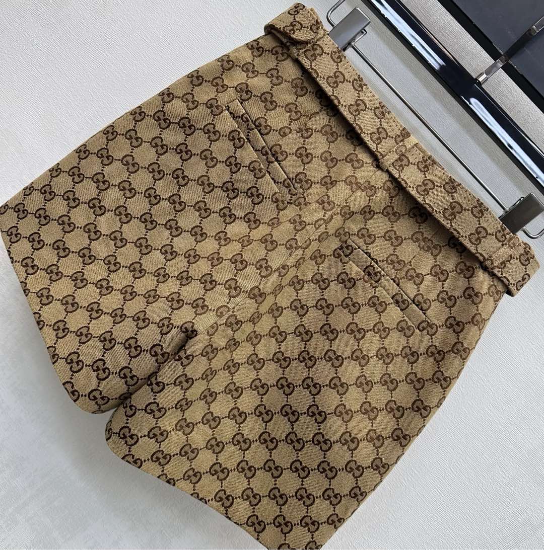 GG Shorts Horsebit Belt Beige Monogram Canvas Jacquard 349812