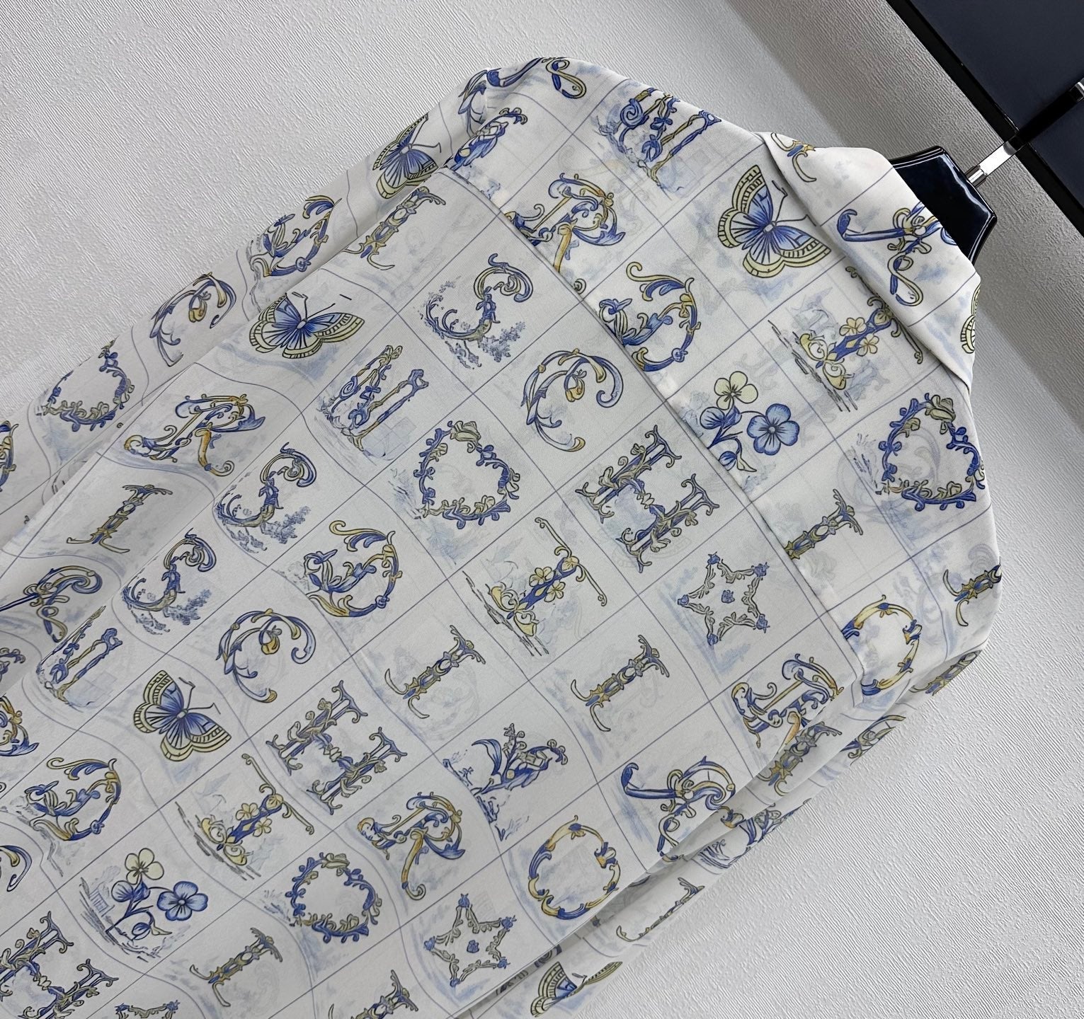 CD 26s Monogrammed Long-Sleeved Shirt White Navy Blue Polyester Fiber