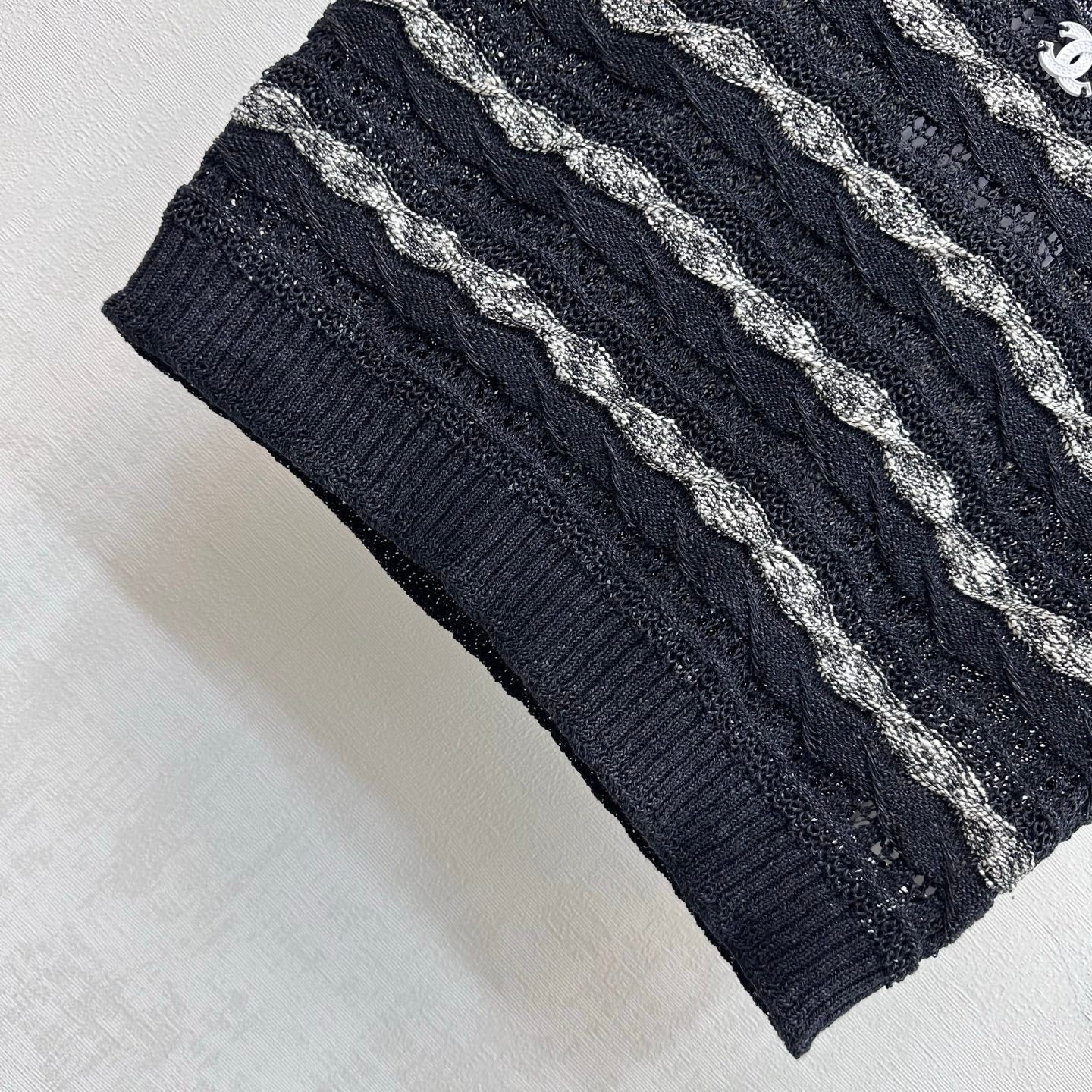 CC 26s Knitted Vest Black Cotton 378379