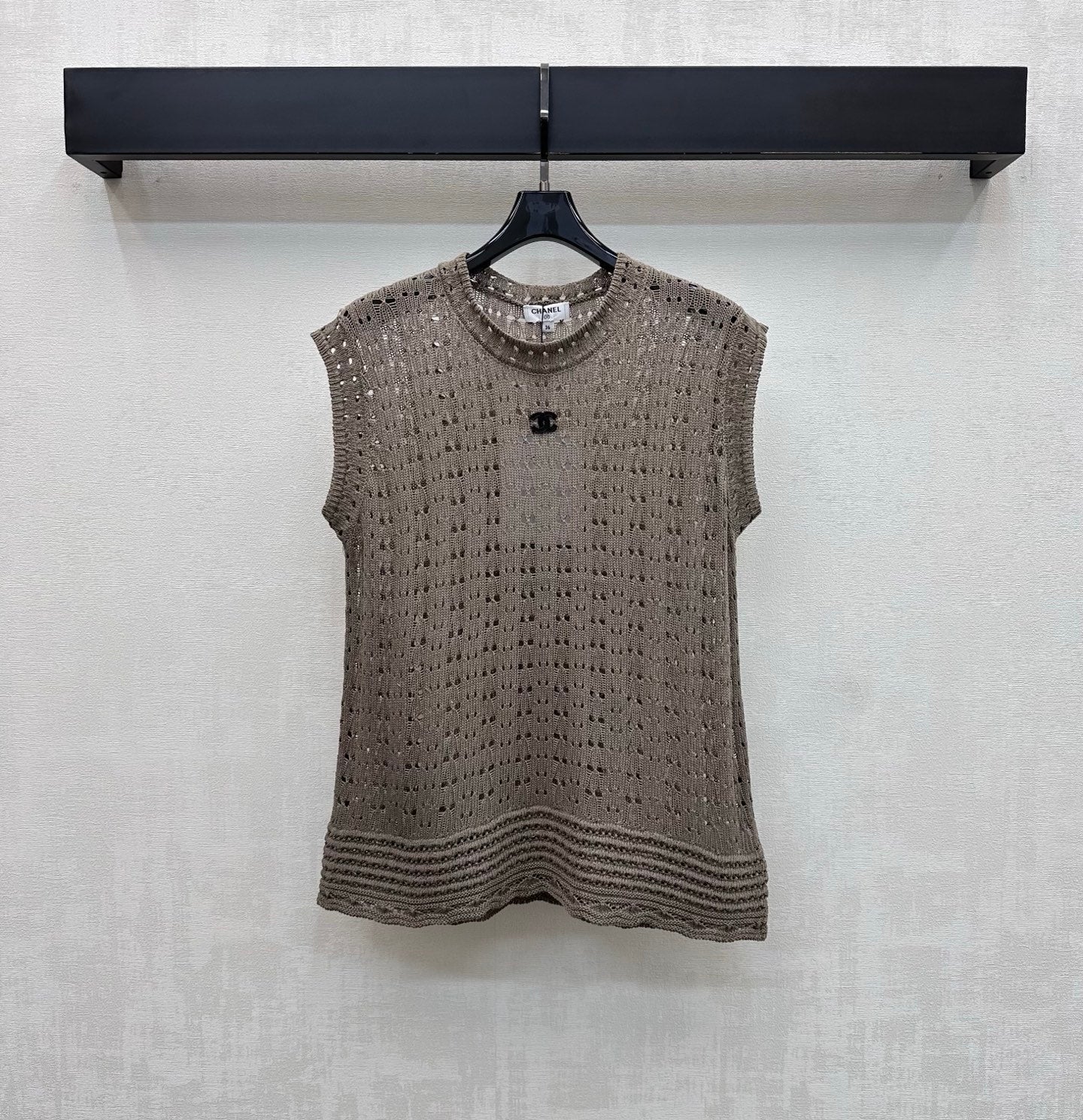 CC 26s Logo Knitted Vest Taupe Cotton 378318