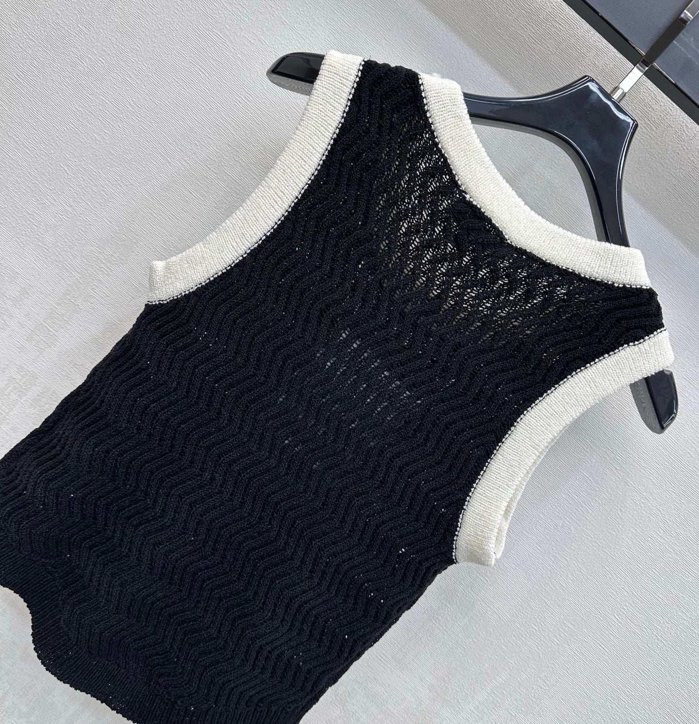 CC 26s Knit Vest Black Wool Polyester 378381