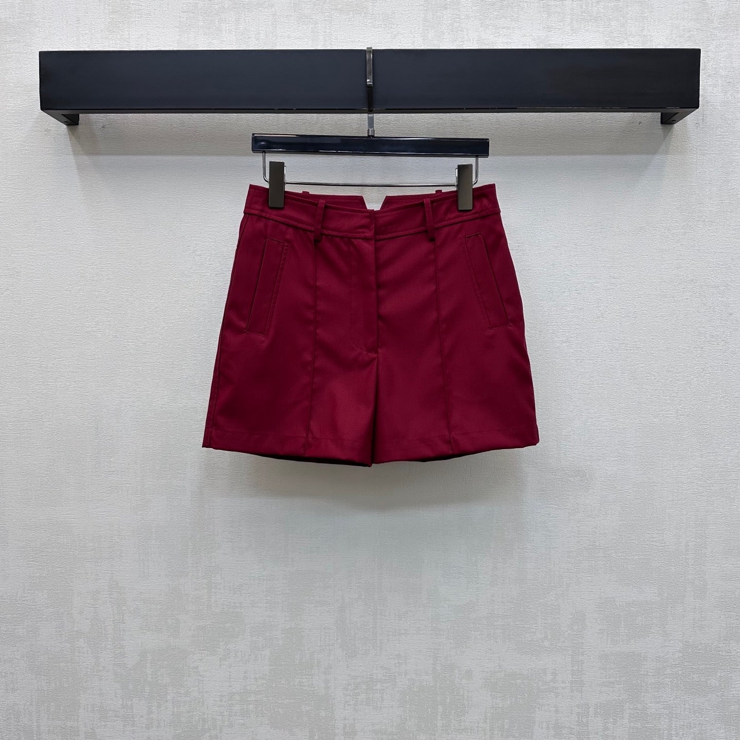 HM 26s Cropped Short Burgundy Cotton 378805