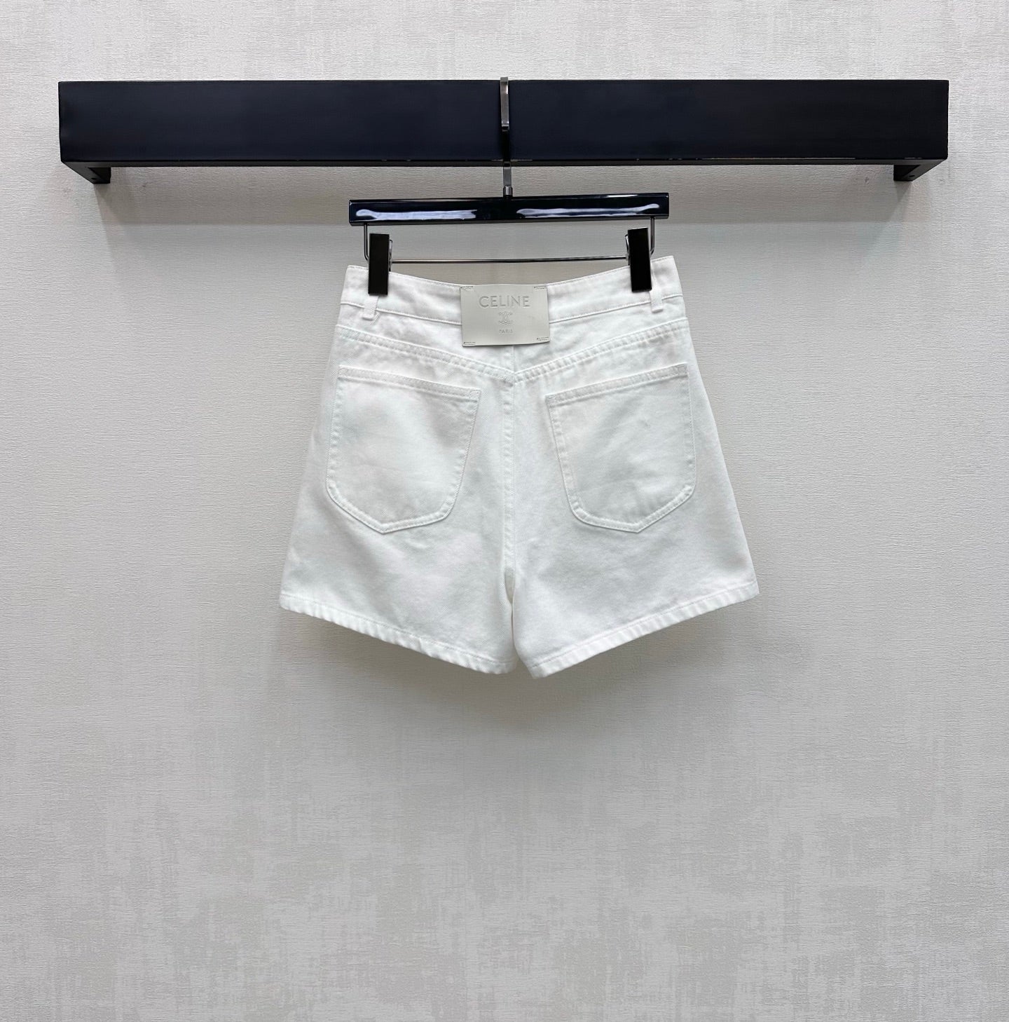 Celine 26s Boyfriend Short 002 White Cotton Twill 395456