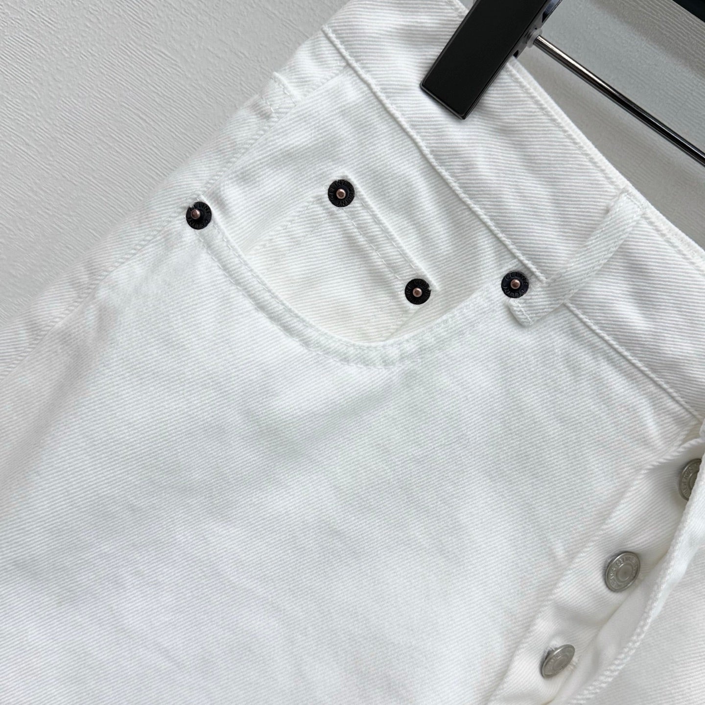Celine 26s Boyfriend Short 002 White Cotton Twill 395456